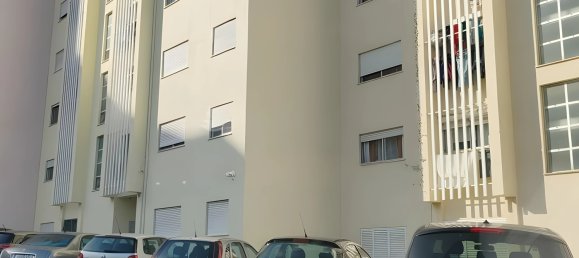 3-salle Appartement à Loures, Portugal No. 95049 3