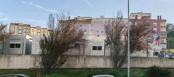 3-salle Appartement à Loures, Portugal No. 95049 20