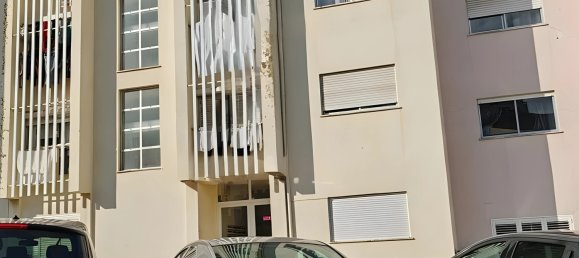 3-salle Appartement à Loures, Portugal No. 95049 12