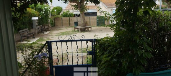 2 Schlafzimmer Wohnung in Borgo, France, Nr. 271782 10