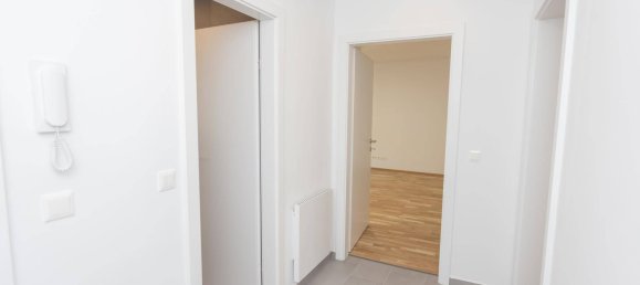 3 rooms Apartment in Favoriten, Austria No. 232429 5