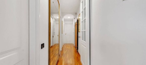 Квартира с 5 спальнями в Кузано Миланино, Италия № 159122 27