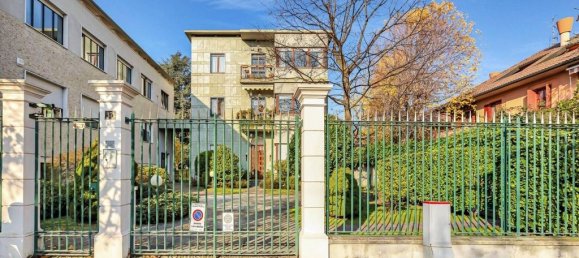 Квартира с 5 спальнями в Кузано Миланино, Италия № 159122 37