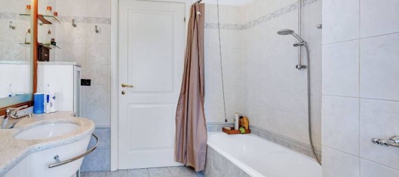 Квартира с 5 спальнями в Кузано Миланино, Италия № 159122 33