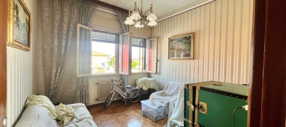 6 rooms House in Santa Maria di Sala, Italy No. 274949 7