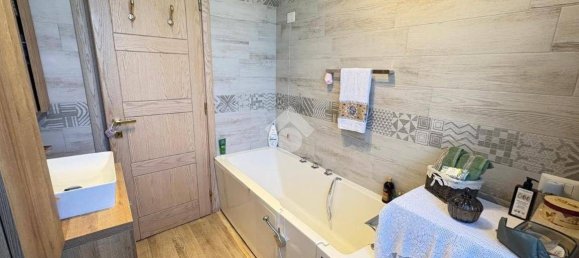 2 Schlafzimmer Wohnung in Calolziocorte, Italy, Nr. 341524 18