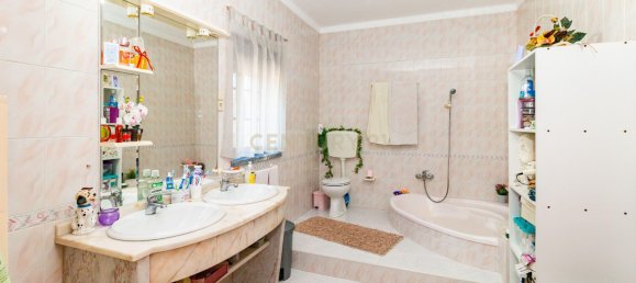 Villa T5 em Évora de Alcobaça, Portugal N.º 137318 43