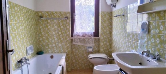 Adosado de 5 dormitorios en Città di Castello, Italy No. 87778 27