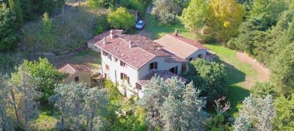 Adosado de 5 dormitorios en Città di Castello, Italy No. 87778 7