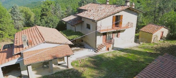 Adosado de 5 dormitorios en Città di Castello, Italy No. 87778 4