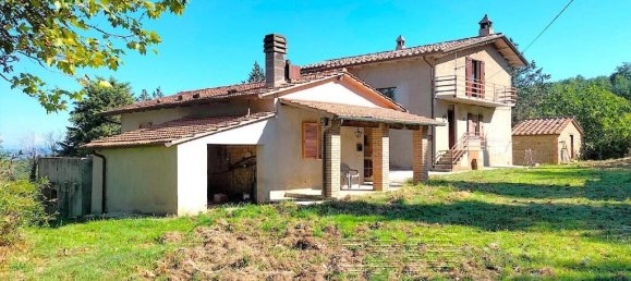 Adosado de 5 dormitorios en Città di Castello, Italy No. 87778 2