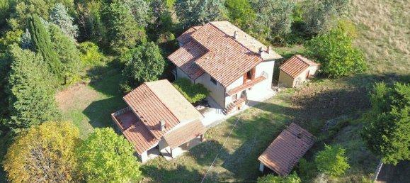 Adosado de 5 dormitorios en Città di Castello, Italy No. 87778 42