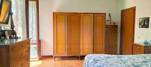 Adosado de 5 dormitorios en Città di Castello, Italy No. 87778 31