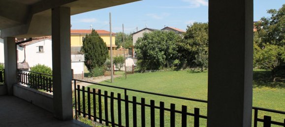 5 rooms House in Agazzano, Italy No. 72362 2