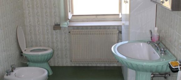 5 rooms House in Agazzano, Italy No. 72362 34