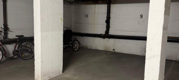  موقف سيارات في Munich, Germany رقم 229140 4