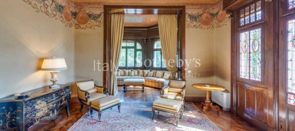 9 bedrooms Villa in Lonato del Garda, Italy No. 177467 2