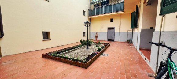 3 غرف نوم منزل ذو طابقين في Campi Bisenzio, Italy رقم 323145 22