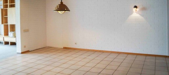 3 bedrooms Townhouse in Delmenhorst, Germany No. 272460 8