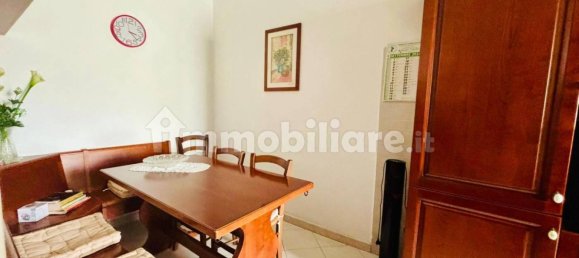 Apartamento de 4 dormitorios en Rome, Italy No. 192126 24