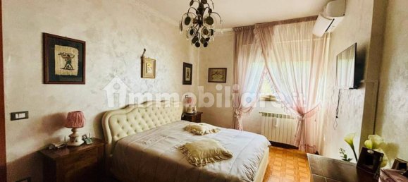 Apartamento de 4 dormitorios en Rome, Italy No. 192126 34