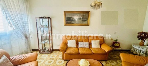 Apartamento de 4 dormitorios en Rome, Italy No. 192126 15
