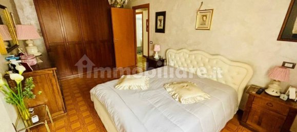 Apartamento de 4 dormitorios en Rome, Italy No. 192126 32