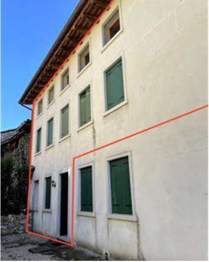 Gebäude in Monte di Malo, Italy 467m², Nr. 384131