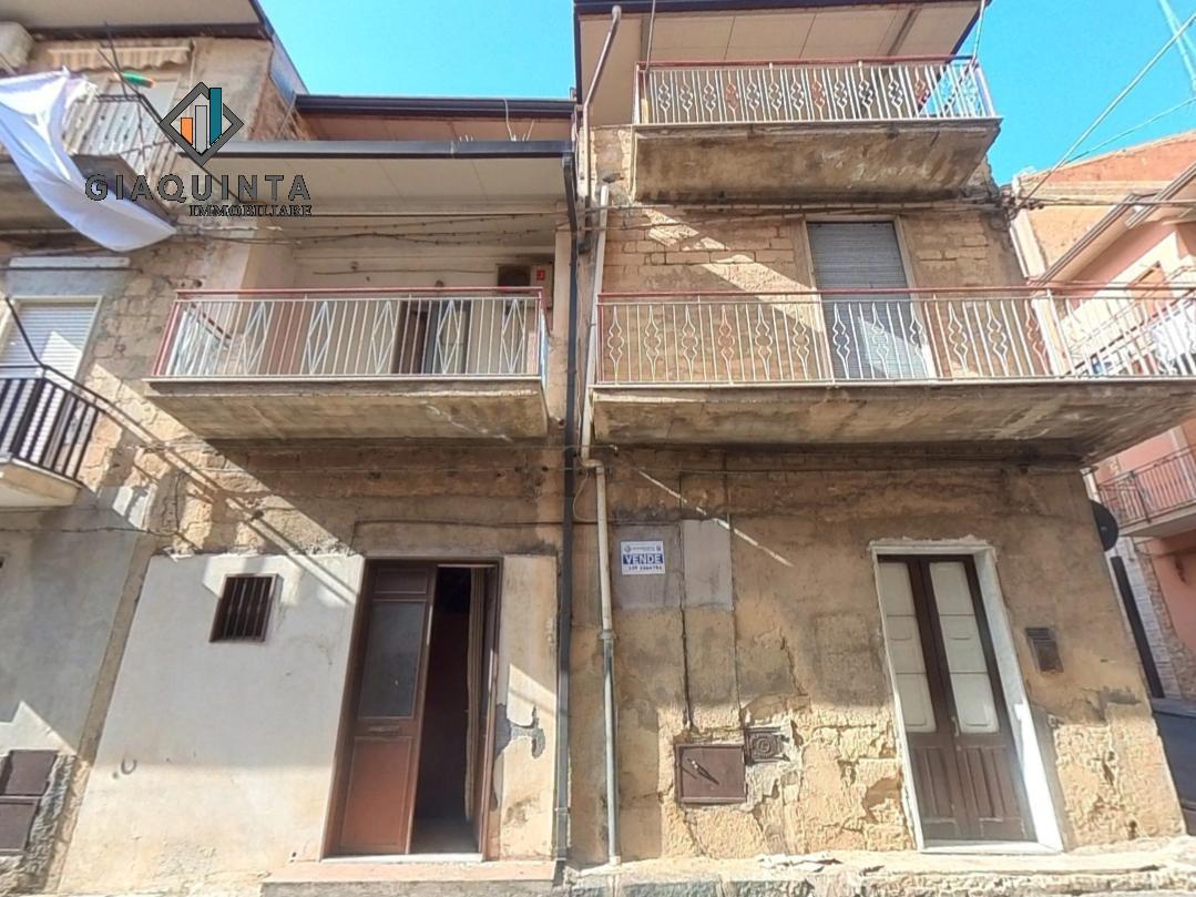 3غرفة منزل في Palagonia, Italy رقم 237441