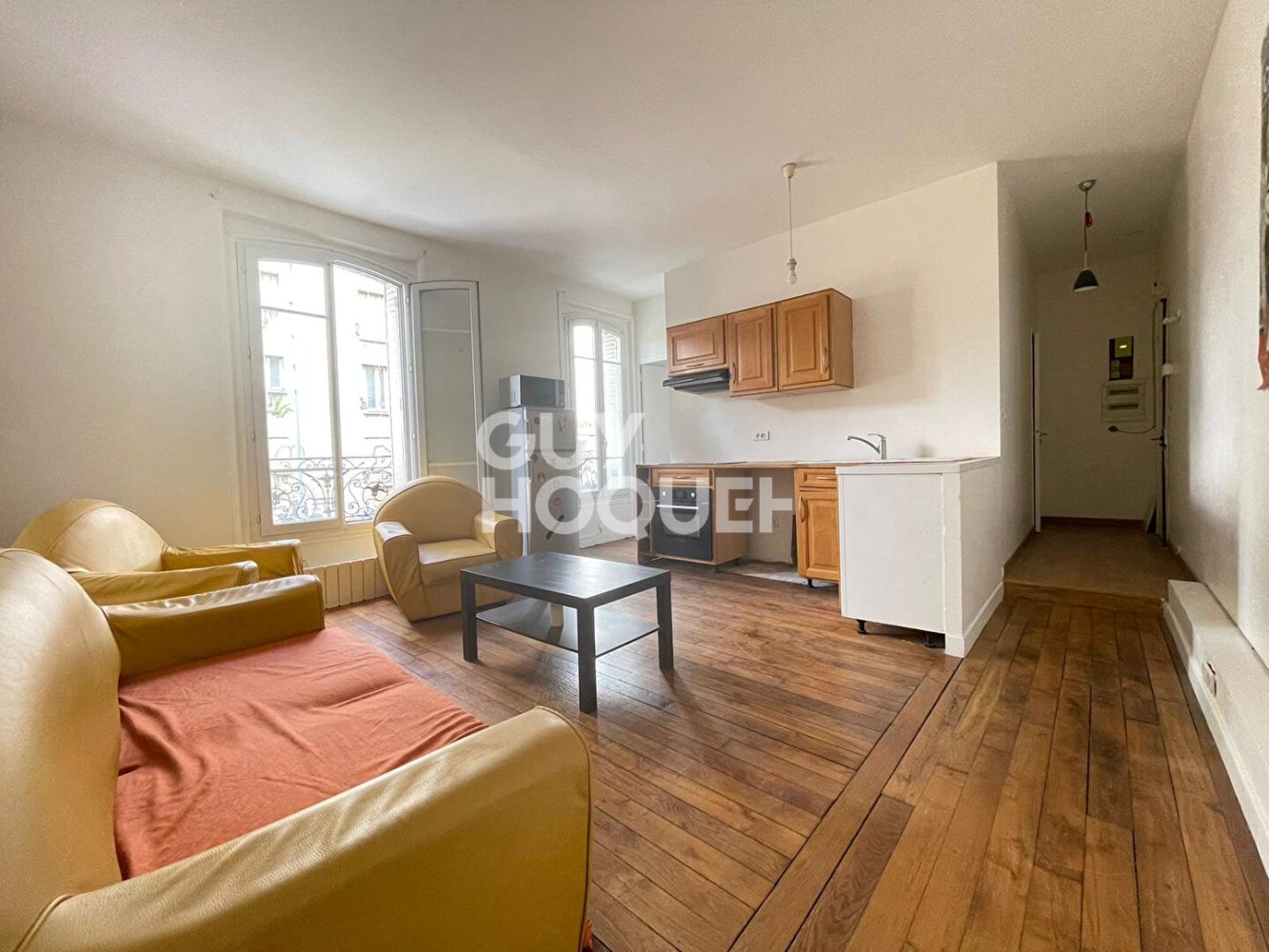 2 bedrooms Apartment in Seine-Saint-Denis, France No. 186341
