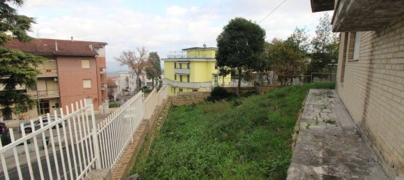 6 bedrooms House in Corridonia, Italy No. 351494 13