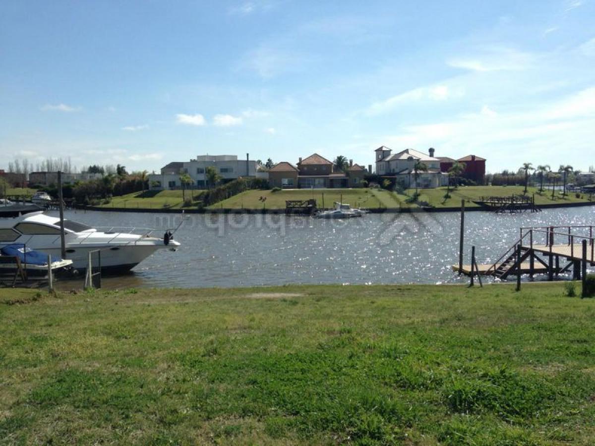 Земельный участок в Тигре, Аргентина № 31381