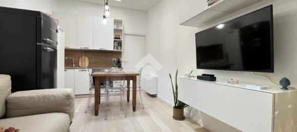 2 chambres Appartement à Milan, Italy No. 263378 23