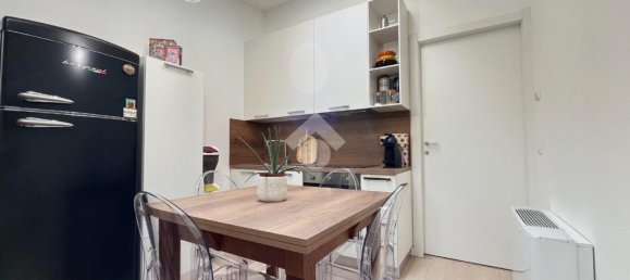 2 chambres Appartement à Milan, Italy No. 263378 6