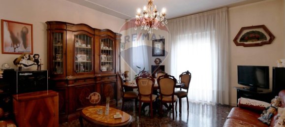 Квартира с 3 комнатами в Модуньо, Италия № 101867 2