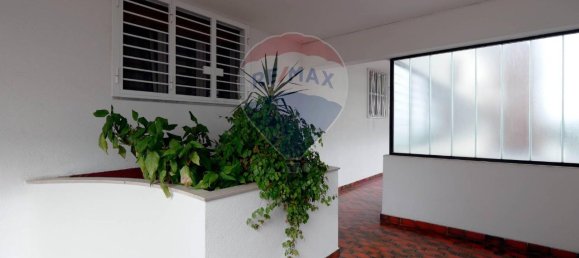 Квартира с 3 комнатами в Модуньо, Италия № 101867 16