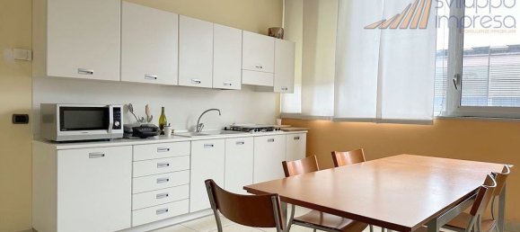 720m² Office in Cinisello Balsamo, Italy No. 61095 20