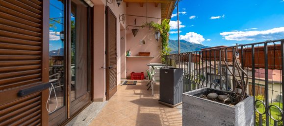 3 غرف نوم منزل في Gravedona ed Uniti, Italy رقم 309796 21