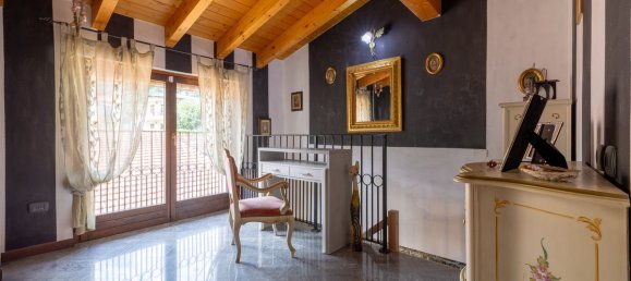 3 غرف نوم منزل في Gravedona ed Uniti, Italy رقم 309796 13