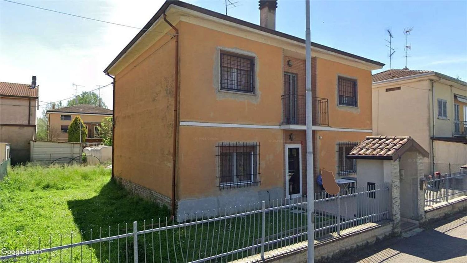 10 bedrooms House in Finale Emilia, Italy No. 353646