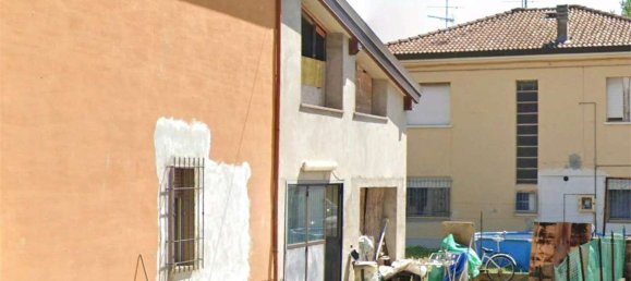 10 bedrooms House in Finale Emilia, Italy No. 353646 9