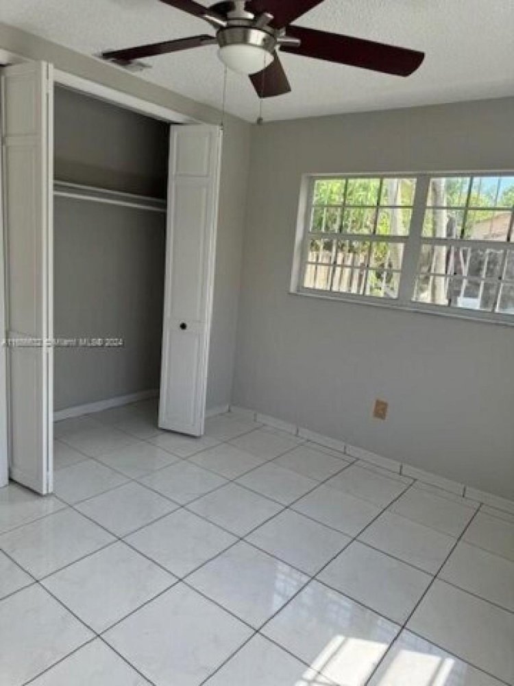 3 bedrooms House in Miami, USA No. 198456