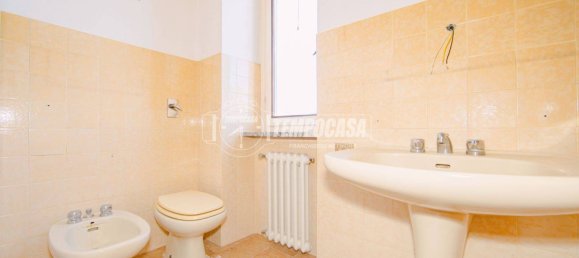 2 bedrooms Villa in Linarolo, Italy No. 258087 12