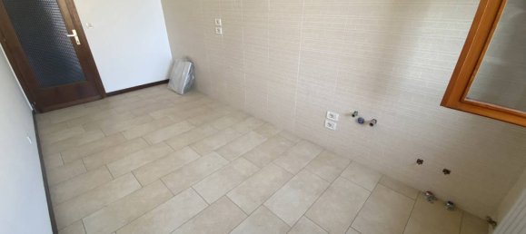 3-Zimmer Wohnung in Bovolenta, Italy, Nr. 215031 6