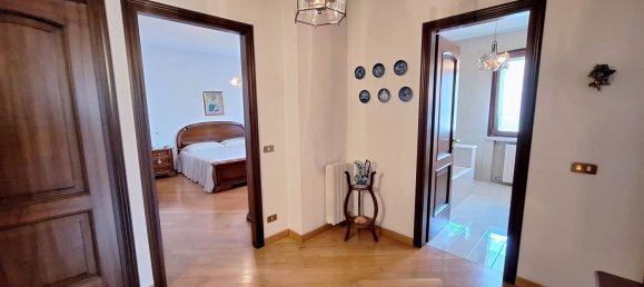 Villa de 7 habitaciónes en Scorzè, Italy No. 297276 14