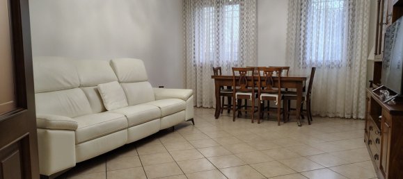 Apartamento de 5 divisões em Fiorano Modenese, Italy N.º 238810 5