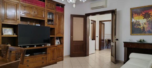 Apartamento de 5 divisões em Fiorano Modenese, Italy N.º 238810 2