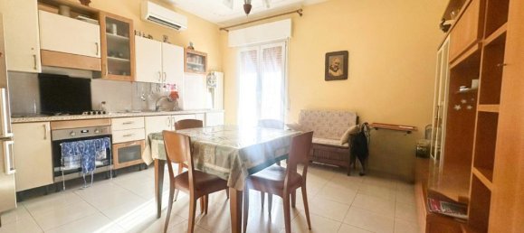 3 bedrooms Apartment in Termoli, Italy No. 272009 2