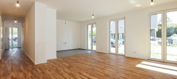 2 bedrooms Apartment in Stormarn, Germany No. 248537 3