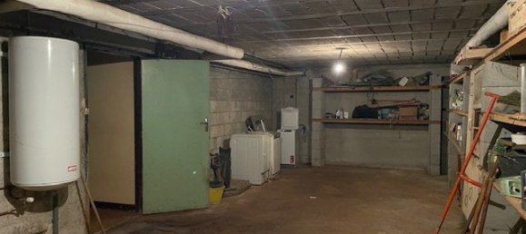 Casa de 4 dormitorios en Saint-Hernin, France No. 190016 15